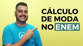 Professor ao lado do texto"Cálculo de Moda no Enem".